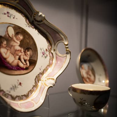 Bild von Histoire de l'universe, Putti und Chinoserien